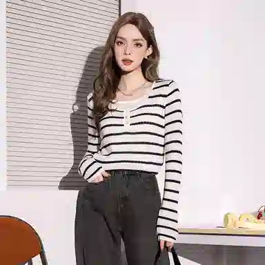 法文箱子 休闲条纹圆领长袖针织衫 女款