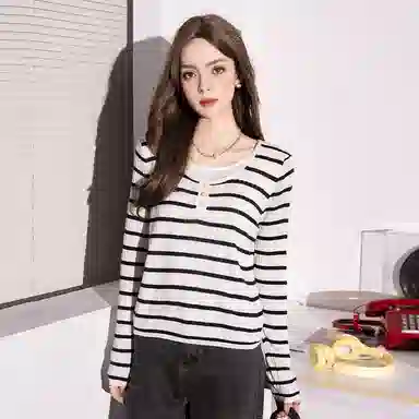 法文箱子 休闲条纹圆领长袖针织衫 女款