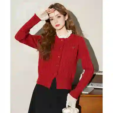 法文箱子 圆领休闲假两件长袖毛衣 女款