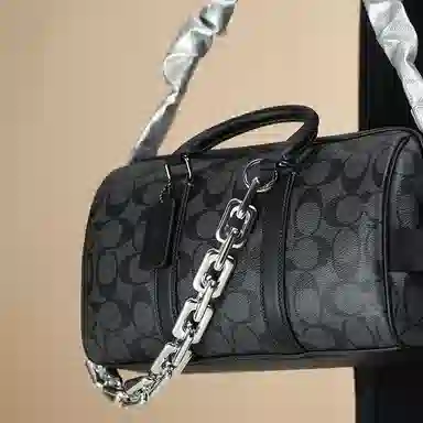 P7U purple seven up CoachVenturer27 PU