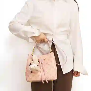 MISS GAIL Bucket Bag