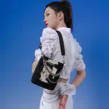 哐花村 甜酷复古手机包原创小众设计链条拼涤纶小包女百搭高级感单肩斜挎包 女款