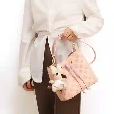 MISS GAIL Bucket Bag