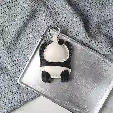 后鸟 抱抱大熊猫钥匙扣包包 手工小羊皮真皮 挂件 男女同款情侣款 黑色白色