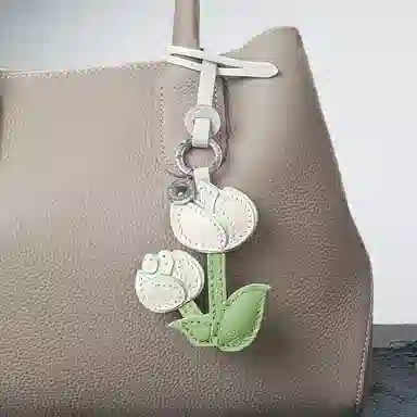 后鸟 郁金香花花朵可爱小众 手工真皮小羊皮 包包挂件钥匙扣吊饰挂饰车挂件 男女同款情侣款 粉色绿色白色