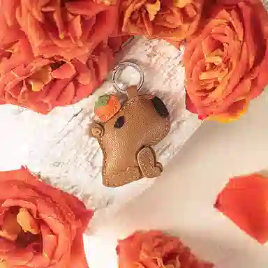 后鸟 包包挂件吊饰汽车挂件饰品水豚头顶好柿子可爱卡皮巴拉 手工小羊皮真皮 钥匙扣 男女同款情侣款 美拉德配色棕色橙色绿色