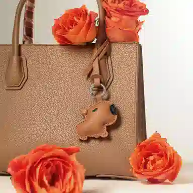 后鸟 水豚可爱卡皮巴拉 简约可爱甜美 手工小羊皮真皮 钥匙扣包包挂件吊饰汽车挂件饰品 男女同款情侣款 美拉德配色