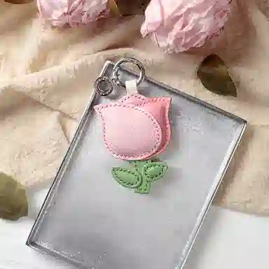 后鸟 可爱玫瑰小花 简约轻奢高级感 原创设计 羊皮 挂件 男女同款情侣款