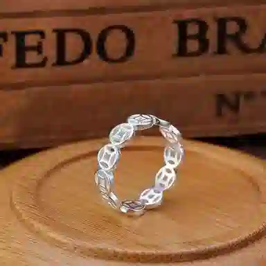 990