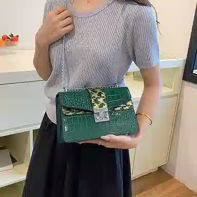 NOMK Vintage Crocodile Chain Shoulder Bag