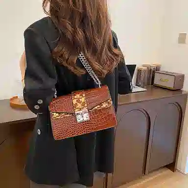 NOMK Vintage Crocodile Chain Shoulder Bag