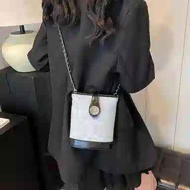 NOMK ins PU
