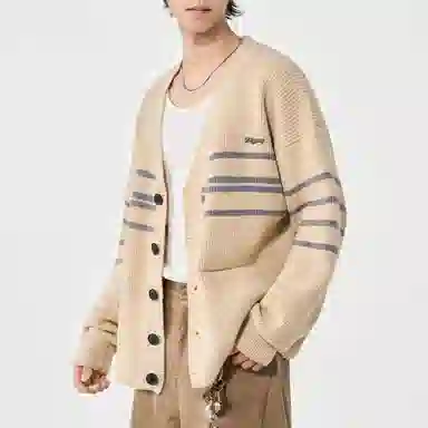 Fakeyoung Vlogo