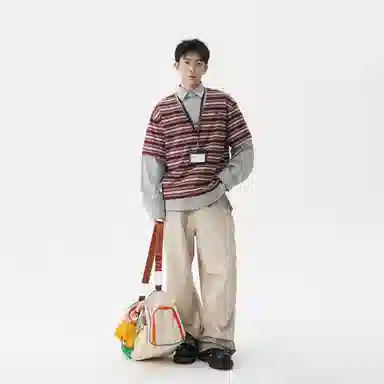 Fakeyoung Tvibelogo