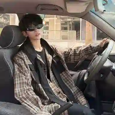 Fakeyoung