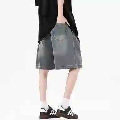 Fakeyoung