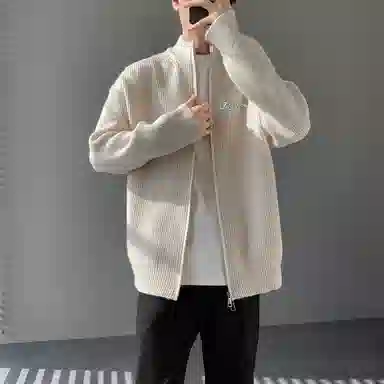 Fakeyoung logocleanfitchic