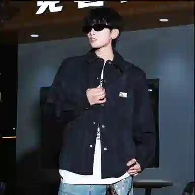 Fakeyoung