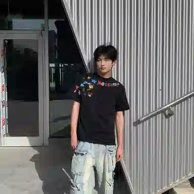 Fakeyoung T