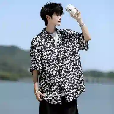 Fakeyoung
