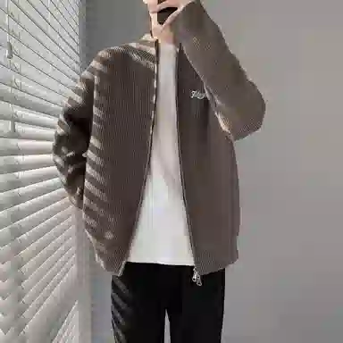 Fakeyoung logocleanfitchic