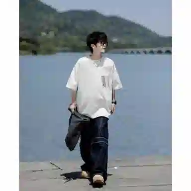 Fakeyoung T