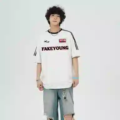 Fakeyoung LOGOT