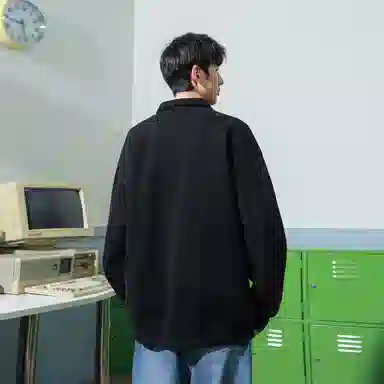 Fakeyoung Vlogo