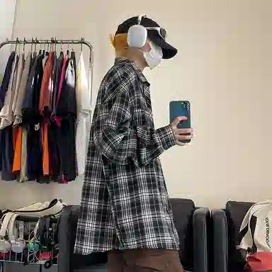Fakeyoung