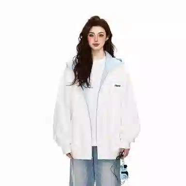 Fakeyoung logo