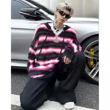 Fakeyoung Vlogo