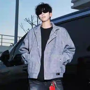 Fakeyoung