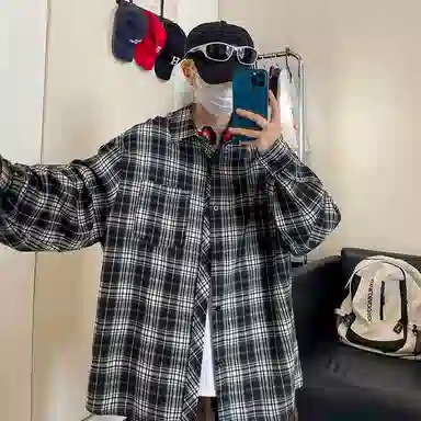 Fakeyoung