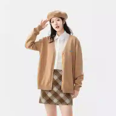 Fakeyoung logoV
