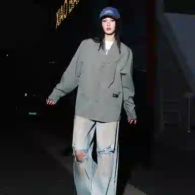 Fakeyoung V
