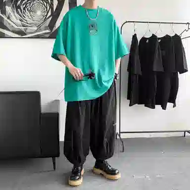 Fakeyoung T