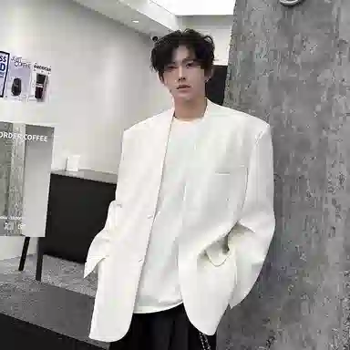 Fakeyoung