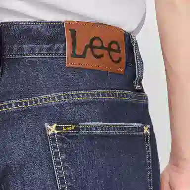 Lee