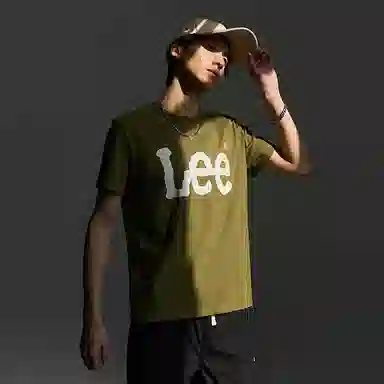Lee SS24 LogoT