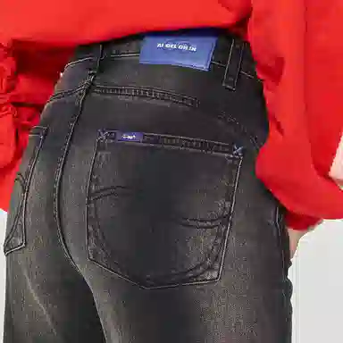 Lee x IndiGO x ANGEL CHEN