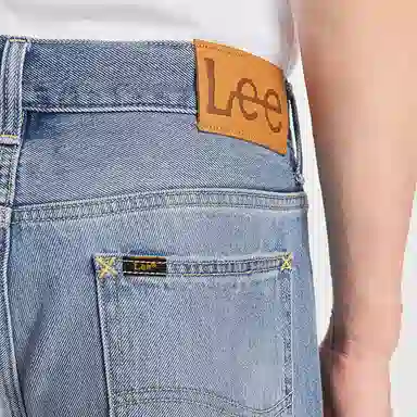 Lee