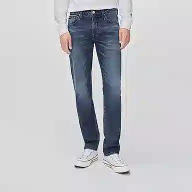 Lee