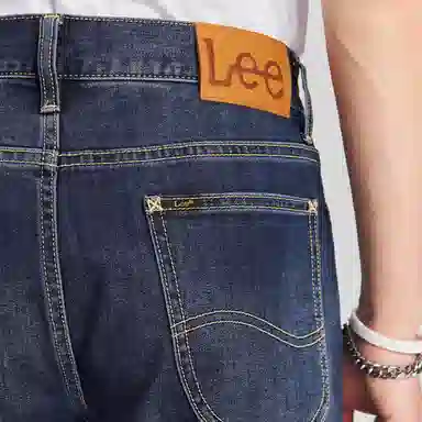 Lee 709 Mid Waist Tapered Jeans