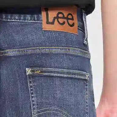 Lee