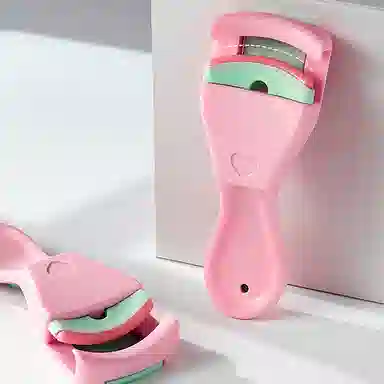 悦语  持久定型睫毛夹 卷翘