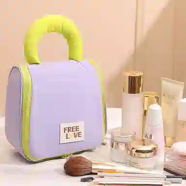 悦语美妆包 便携收纳防尘 高颜值化妆包大容量手提化妆品包旅行棉花糖色洗漱包