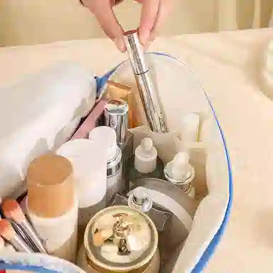 悦语简单实用美妆工具 便携收纳 可爱房子化妆包女大容量便携式趣味卡通旅行洗漱品手提分区收纳袋