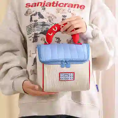 悦语简单实用美妆工具 便携收纳 可爱房子化妆包女大容量便携式趣味卡通旅行洗漱品手提分区收纳袋