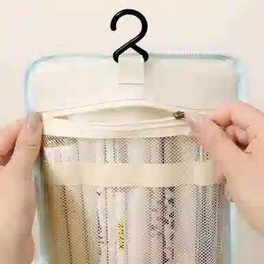 悦语美妆包 便携收纳防尘 高颜值化妆包大容量手提化妆品包旅行棉花糖色洗漱包