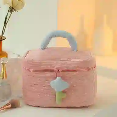 悦语实用少女心包 便携收纳防尘 化妆包奶油灯芯绒可爱化妆包高级感可爱洗漱包便携大容量化妆品收纳包